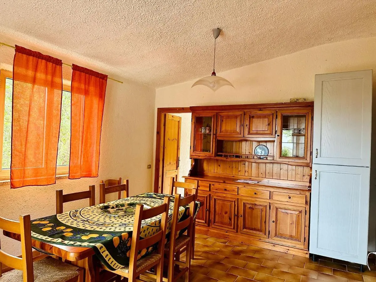Feriehus I Corbezzoli, Rena Majore